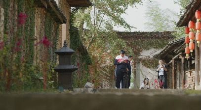 BuildingTouristAttraction3_3840x2160_25fps_10bit_420