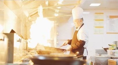 ChefCooking3_3840x2160_25fps_10bit_420