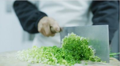 ChefCuttingUp1_3840x2160_25fps_10bit_420