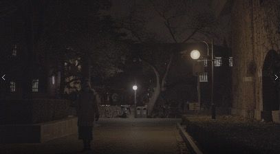 GirlWalkingOnStreet_3840x2160_50fps_8bit_420