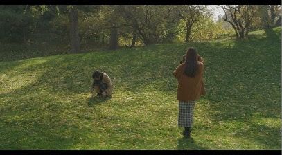 GirlsOnGrass2_3840x2160_50fps_10bit_420