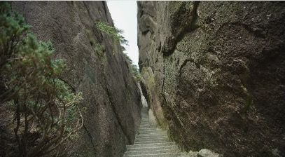 MountainsAndStairs3_3840x2160_25fps_10bit_420