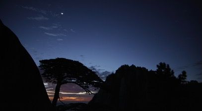 SunsetMountainHuang2_3840x2160_25fps_10bit_420